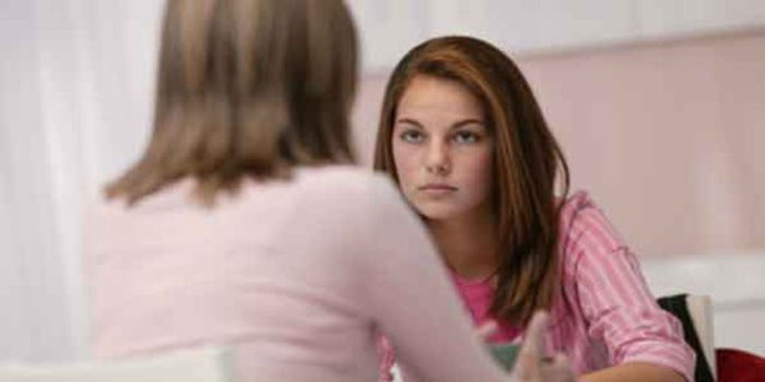 ANNE –KIZ  İLETİŞİMİ