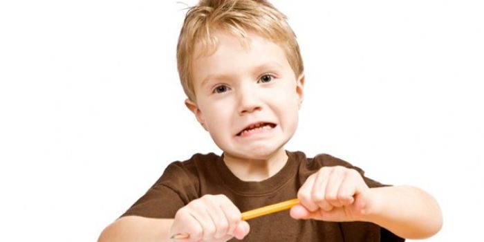 ÇOCUKLARDA PROBLEM DAVRANIŞLAR & OYUN ve EMDR TERAPİSİ & HİPNOZ