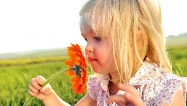 Doğa kız bebekleri otizmden koruyor.