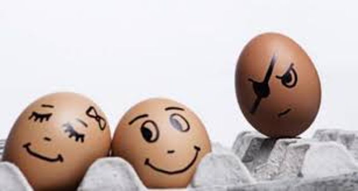 SAÇIN TENİNE DEĞSE…