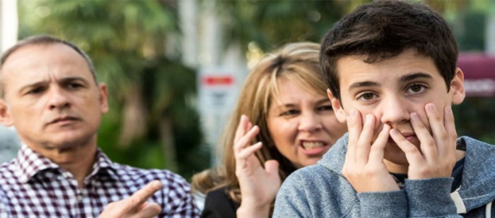 Ergenlik Döneminde Gençlerle Nasıl İletişim Kurmalı?